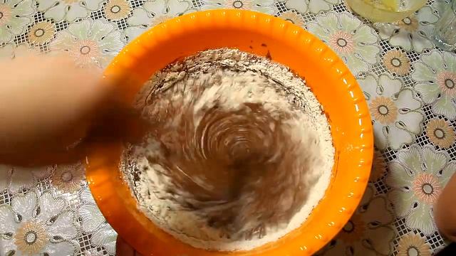 Шоколадный пирог на кефире с кокосовой стружкой