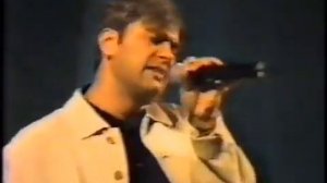 Валерий Меладзе - Девушки из высшего общества | Концерт в Рязани 1997 года | любительская съёмка