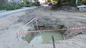 КАЛИНИНГРАД-2018: строительство автостоянки во дворе в разгаре – 26 июля 2018, ЧТ