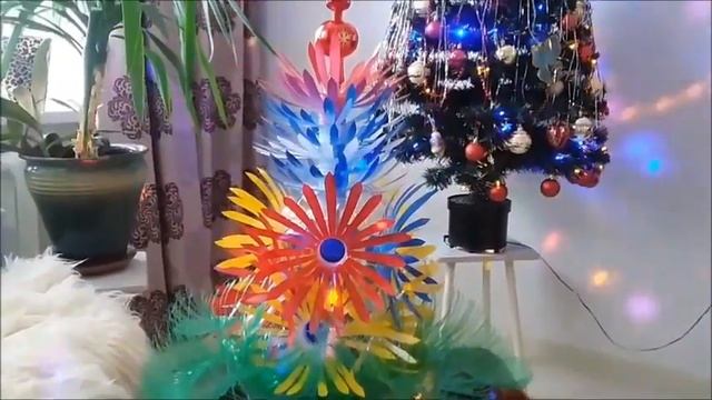 ЕЛКИ И ЦВЕТЫ из пластиковых бутылок. Делаем вместе смотреть онлайн