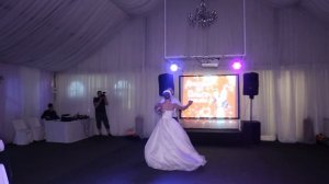 Свадебный танец со сложными поддержками. Дневники вампира