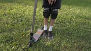 Как сделать тейлвип (tailwhip) на самокате