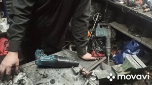 Makita HR2470, HR 2630 , Metabo KHE 2660 - кого получится починить сразу, кто станет дороже