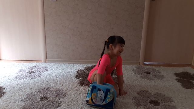 Гимнастические упражнения. Задания из сумки смотреть онлайн