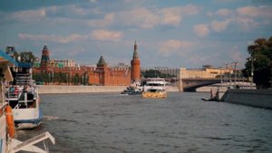 прогулка на теплоходе по Москве реке