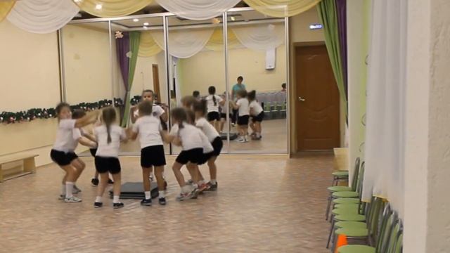 МБДОУ «Детский сад № 441 «Кузнечик»"Утренняя гимнастика" г. Нижний Новгород. смотреть онлайн