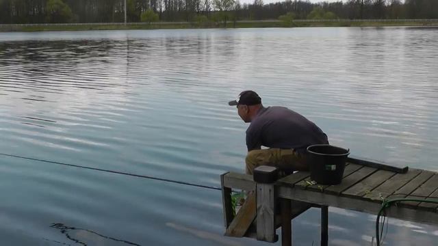 На рыбалку с удочкой, как в детстве смотреть онлайн