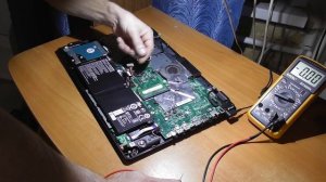 Packard Bell ENLG71BM ( не заряжается ) ! ! !