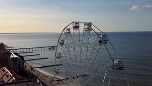 Город Зеленоградск, Калининградская область. Колесо обозрения "Глаз Балтики" ( FIMI A3 )