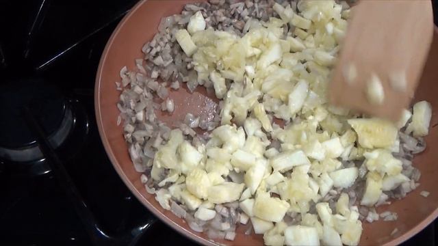 ZUCCHINI BOATS 🥒🥒 Фаршировані кабачки смотреть онлайн