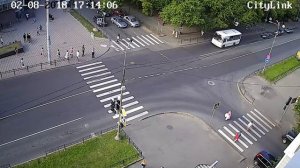 В День ВДВ двое мужчин устроили драку в центре Петрозаводска