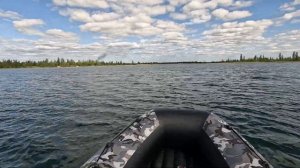 Хантер 360 а камуфляж и 9.9 4 такта Mercury.