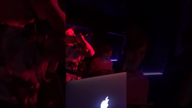 Rigos - Сникеры И Камуфляж смотреть онлайн