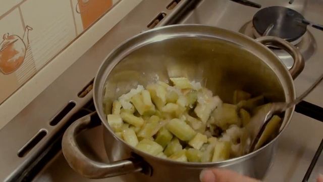 Пирожки с ревенем в духовке