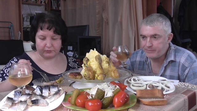 MUKBANG RUSSIA|MASHED POTATOES|ПЮРЕШКА|КОТЛЕТЫ|ГОЛЕНИ|РЫБА|СОЛЁНОСТИ|немного ASMR | 먹방|ДОМАШНЯЯ ЕДА