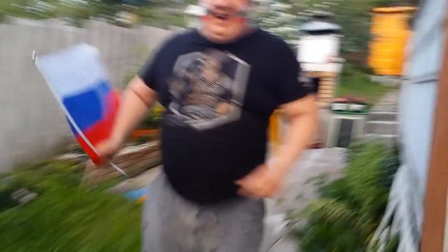 Победа сборной России над Испанией. Саша празднует смотреть онлайн