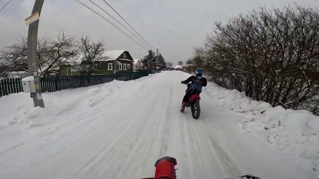 ВСТРЕТИЛИ ОХОТНИКОВ В ЛЕСУ ‼️ ПОЕЗДКА К БОЛОТУ ОКАЗАЛАСЬ ПРОВАЛЬНОЙ.... смотреть онлайн