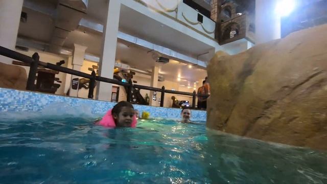 Аквапарк Улёт смотреть онлайн