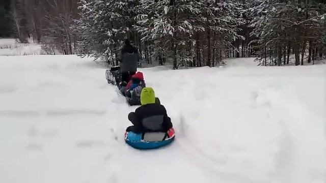 Катание на мотобуксировщике смотреть онлайн