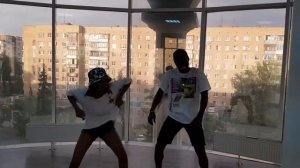 Зажигательный танец Афро-хаус в Курске! Школа танцев Dance Life. Afro house dance video