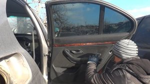 Разборка BMW 5-Series Е-39 Карта задней двери . Как снять карту  задней правой двери ?