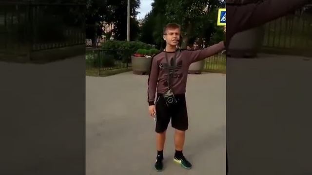 Парнишка красиво зачитал. Лучшая реклама Ермолино