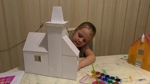 Дом с привидениями из картона