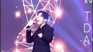 Димаш в Китае получил - Награду года. "Самый популярный зарубежный артист года"!