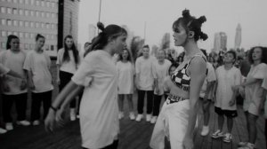 Noga Erez - NAILS (feat. MISSY ELLIOTT) [Rooftop Freestyle Video]