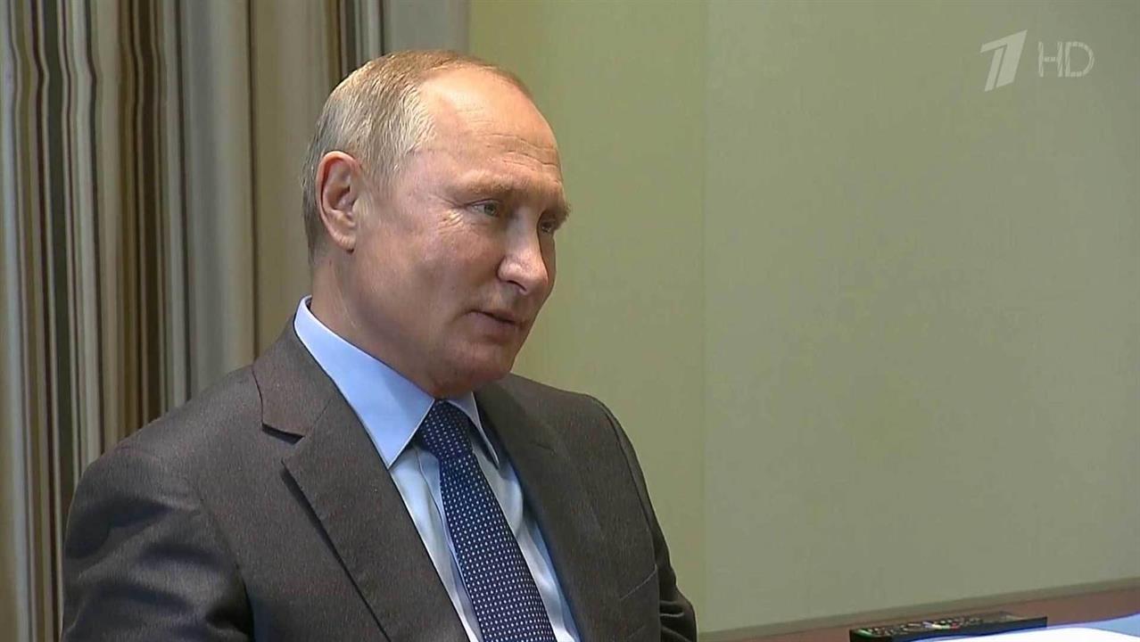 Накануне Дня налогового работника глава ФНС рассказал президенту о льготах для самозанятых граждан