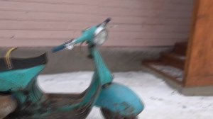 Мотороллер  ВЯТКА Вп-150 1965 года выпуска. Купил Динозавра.