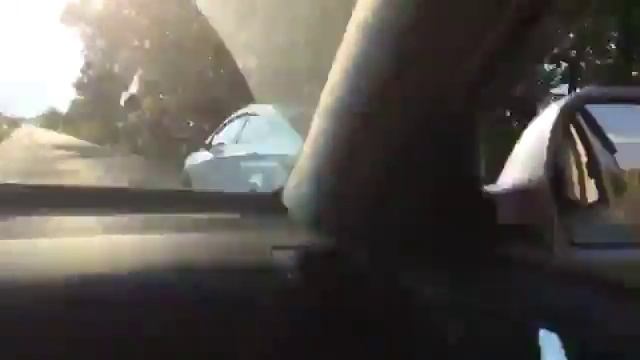 Solaris 1.6 vs Skoda Octavia 1.8T смотреть онлайн