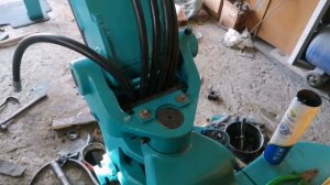 Мини экскаватор готов к сезону 2023 установил гидролинию и музыку.