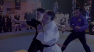 Hawk vs Robby  Cobra Kai 4 season (Ястреб против Робби)