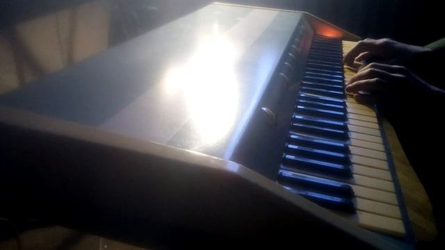 Soviet-made Юность (Junost) Combo Organ смотреть онлайн