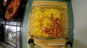 Гнезда «Болоньезе» под сыром: рецепт от Foodman.club