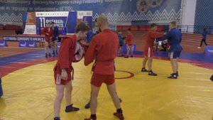 Бросок захватом за пятку из разноименного захвата- Сергей Ялышев на турнире В.А.Соловьёва.