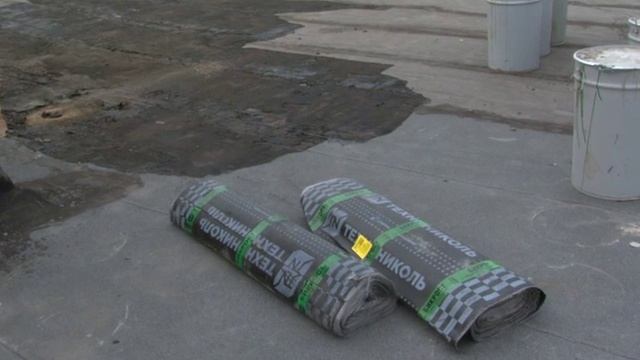 ЖИТЕЛИ ОТКРЫЛИ СПЕЦСЧЕТ ПО КАПРЕМОНТУ И ПЕРЕНЕСЛИ СРОК КАПИТАЛЬНОГО РЕМОНТА КРОВЛИ смотреть онлайн