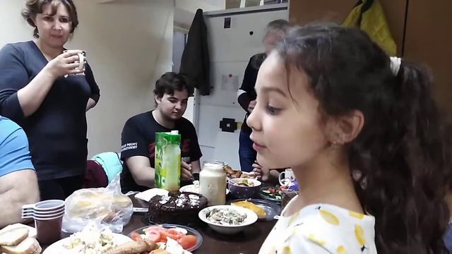 День рождения продолжается