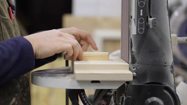 Столик к креслу Adirondack смотреть онлайн