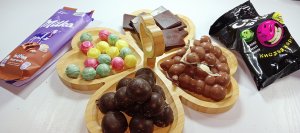 Асмр шоколадный! Распаковываю с приятными звуками шоколадки! Для вашего удовлетворения!