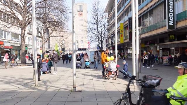 Штутгарт | Немцы, иностранцы и бомжи | Германия стала интернациональной смотреть онлайн