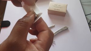 Product unboxing of Parker SRX Shavette & Parker Alum Block
