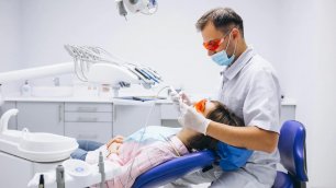 В Радужном стоматологи стараются не завышать цены на услуги
