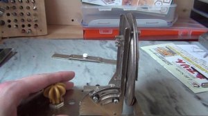 Направляющая(стусло) для ножовки. Сделано в Японии.