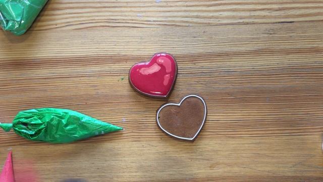 КЛУБНИКА В СЕРДЕЧКЕ | часть 1 |простая техника для создания летнего настроения|STRAWBERRY IN A HEAR смотреть онлайн