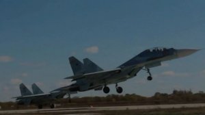 "Снова  взлет и снова мы на старте" - песня о военной авиации