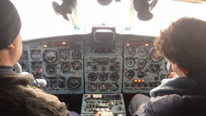 Запуск двигателей Як-40