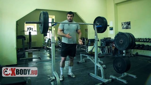 Пауэрлифтинг. Приседания со штангой