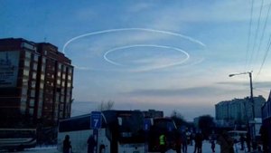 Мистические явления в небе, сняты на камеру